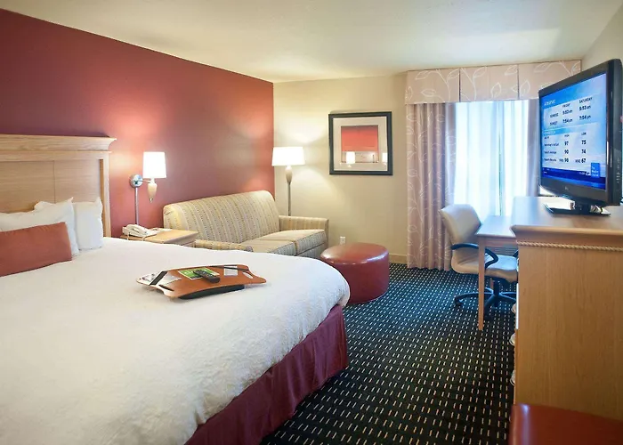 Hampton Pensacola-airport 3*