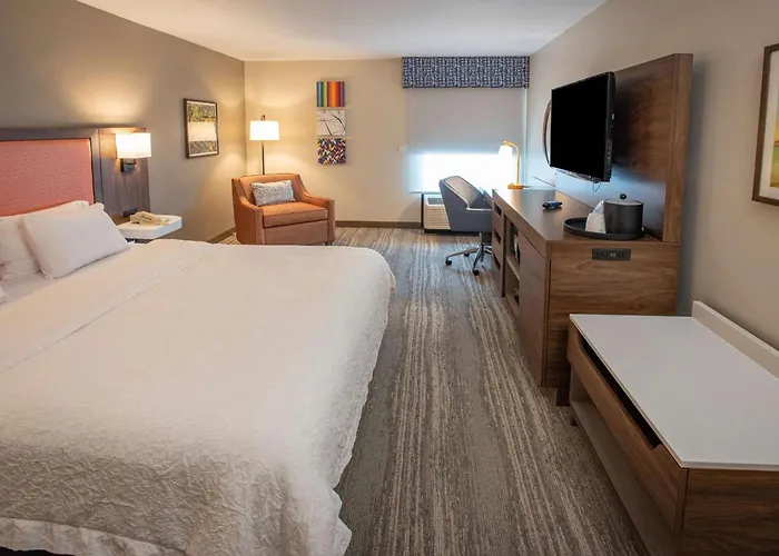 Hampton Pensacola-airport Hotel 3*