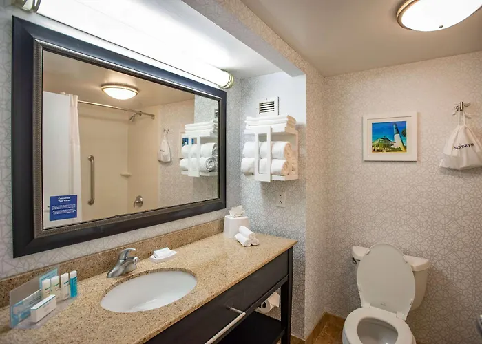 Hampton Pensacola-airport 3*