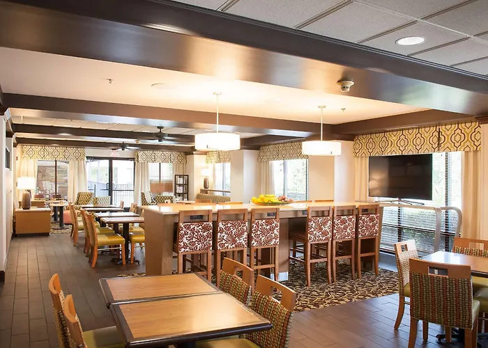 Hotel Hampton Pensacola-airport