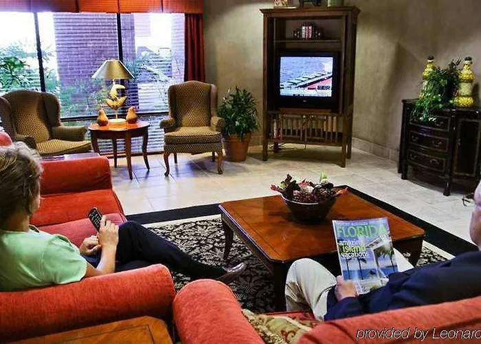 Hampton Pensacola-airport 3*