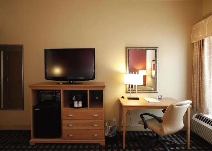 Hotel Hampton Pensacola-airport 3*